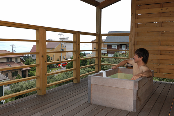 米ヒバのの露天風呂